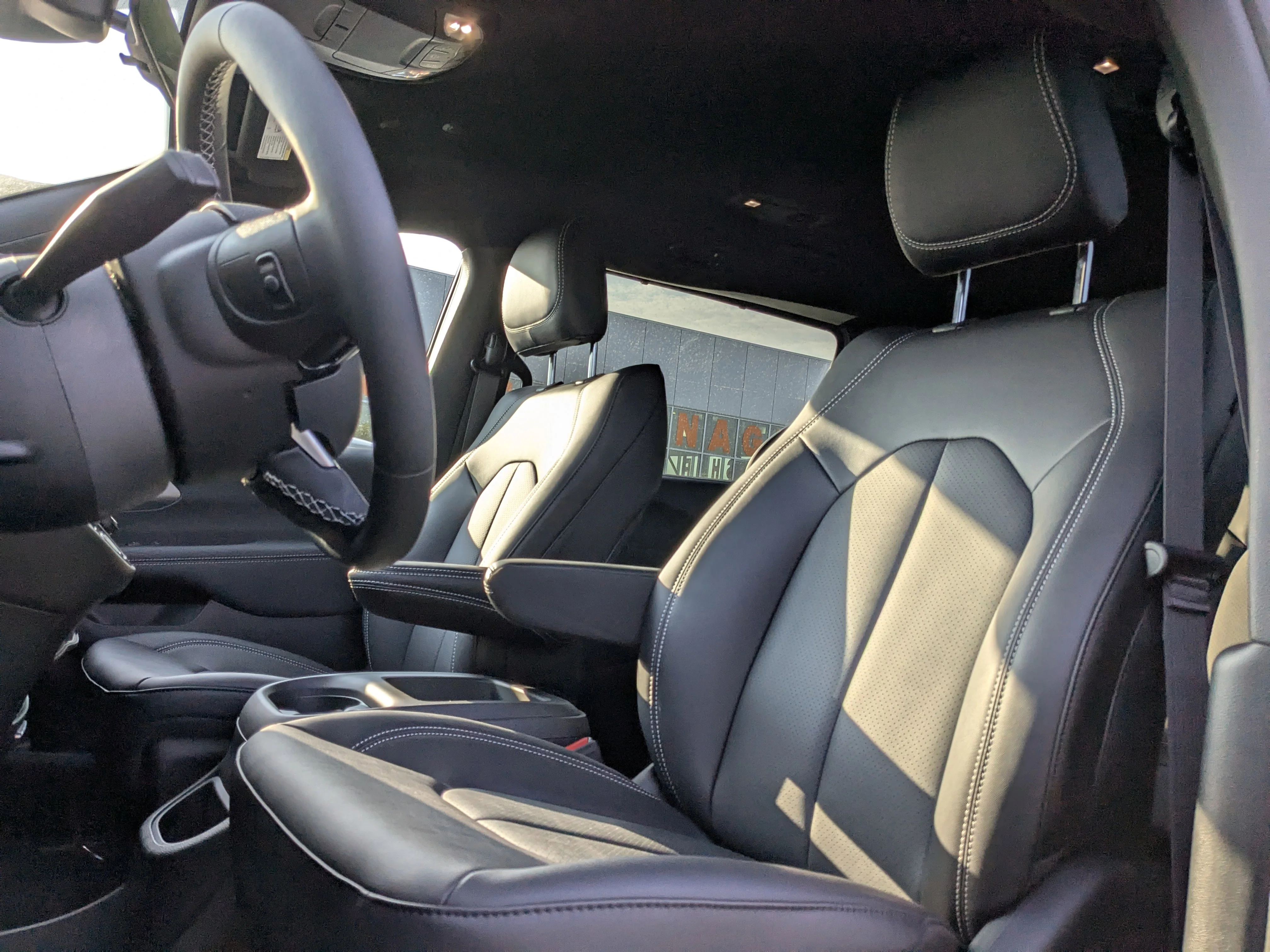 New 2026 Silver Chrysler SXT - Power Liftgate - Power Sliding Doors - Leather - Remote Starter & Tons More! image 14