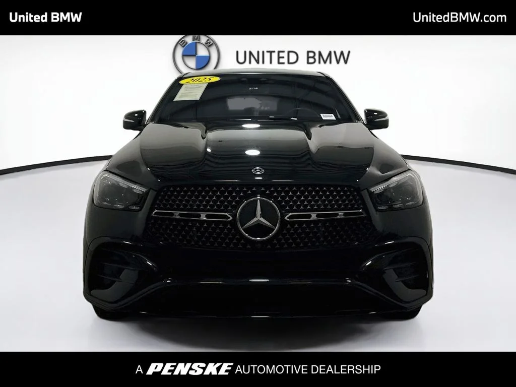 Used 2025 Obsidian Black Metallic Mercedes-Benz GLE 450 image 2