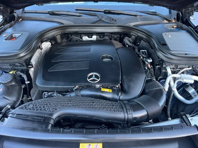 Used 2021 Blue Mercedes-Benz GLC 300 image 38
