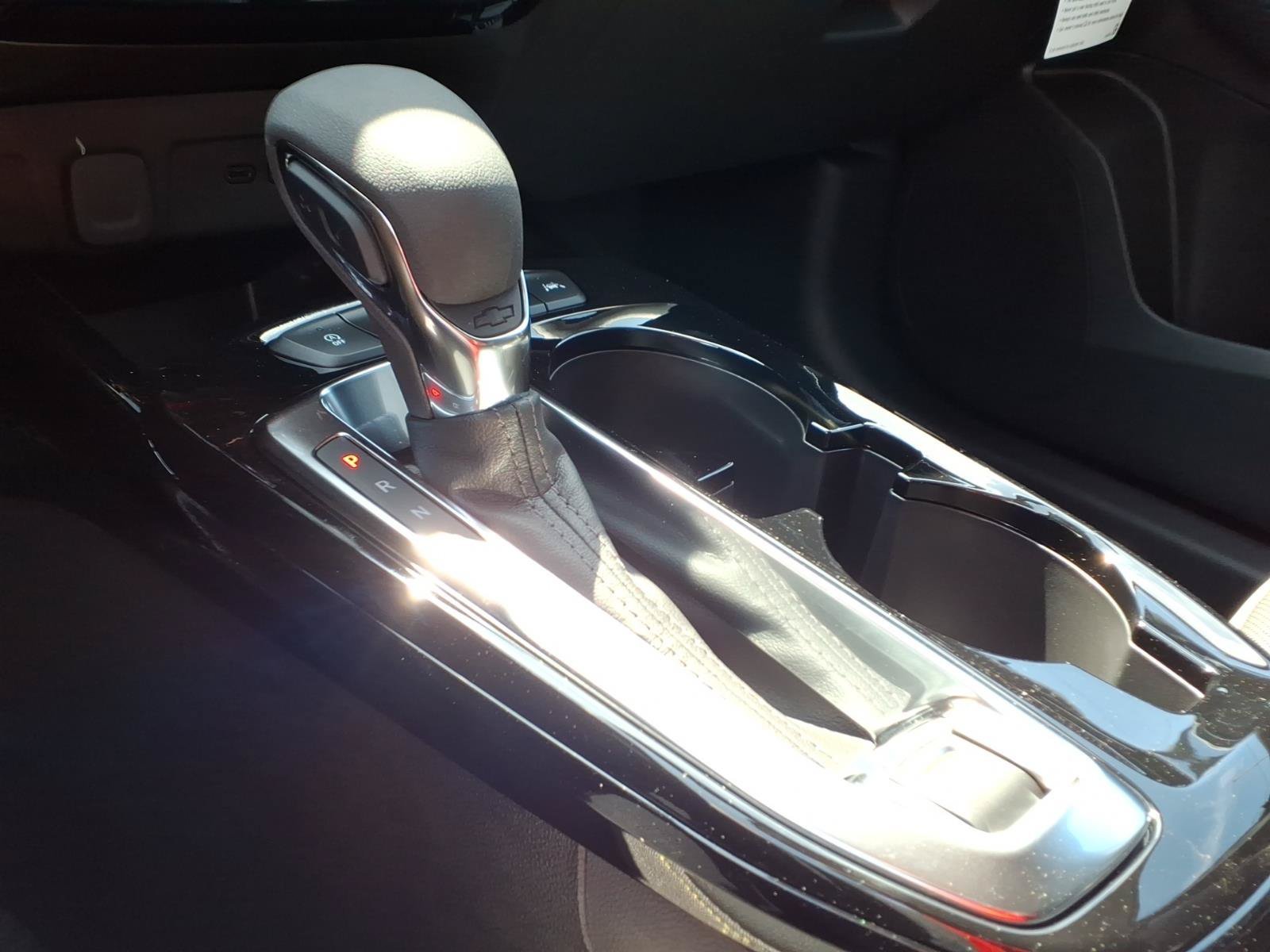 2026 Chevrolet Trax Activ - Photo 10