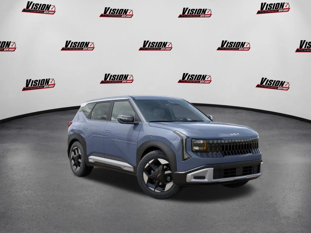 New 2027 Gray Kia S image 8