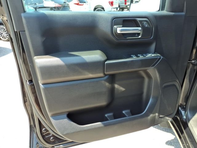 Used 2023 Black Chevrolet Custom image 16