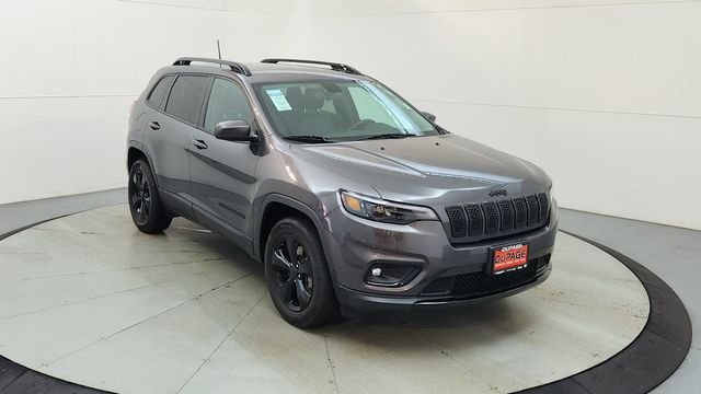 Used 2019 Gray Jeep Latitude Plus image 14