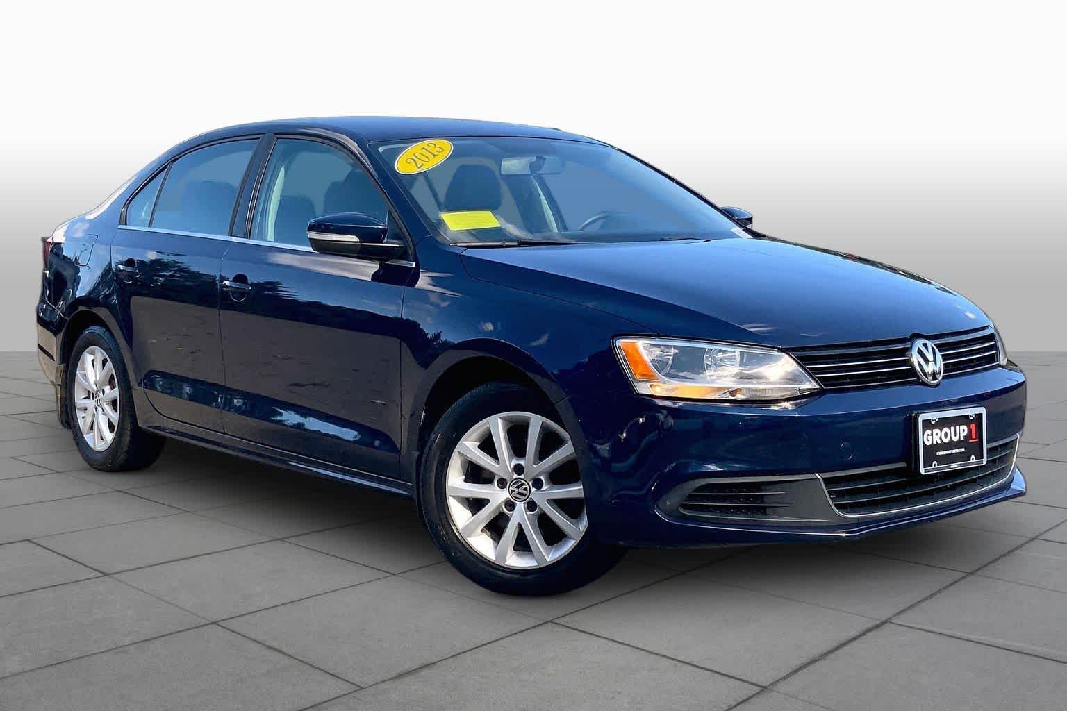 Used 2013 Tempest Blue Metallic Volkswagen SE image 3