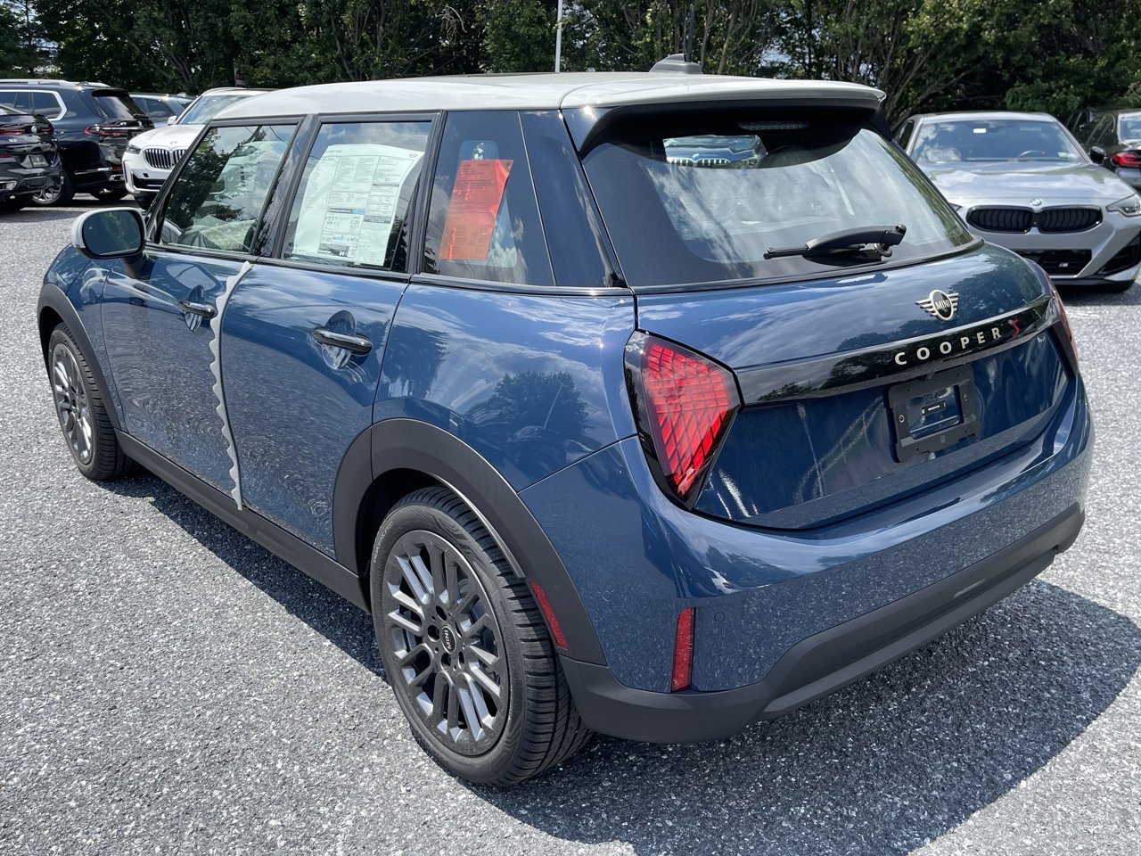 New 2026 Indigo Sunset Blue Metallic MINI ICONIC image 5