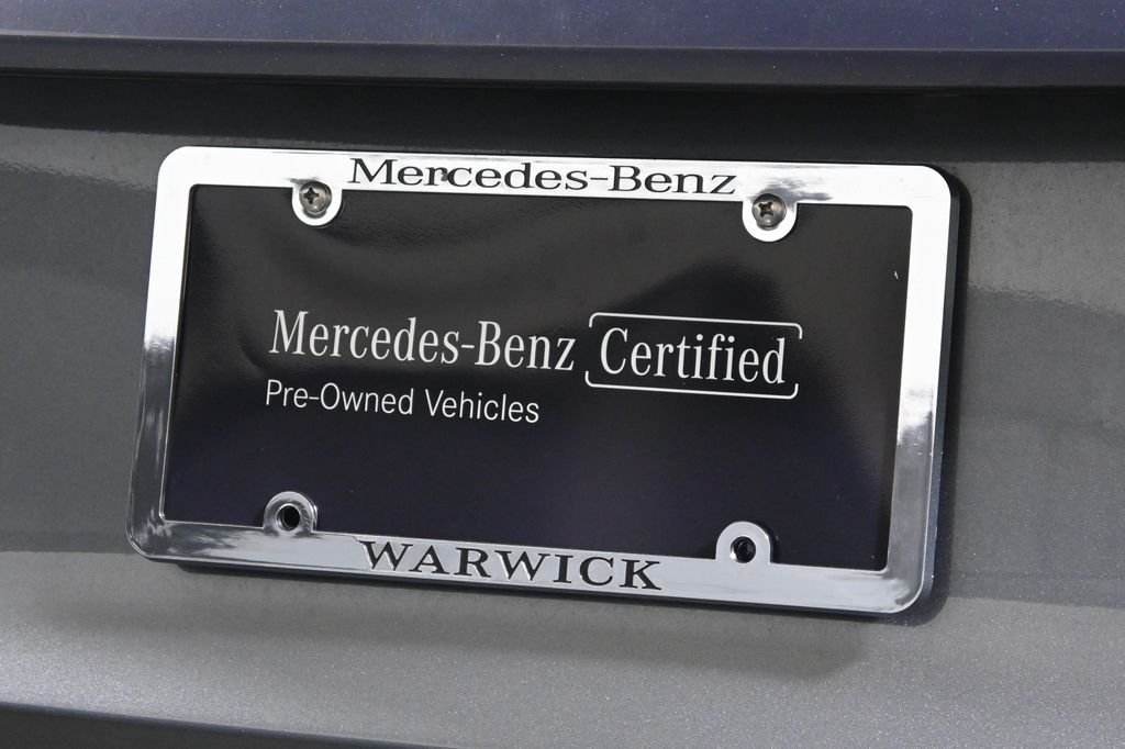 Used 2023 Selenite Gray Metallic Mercedes-Benz GLC 300 image 14