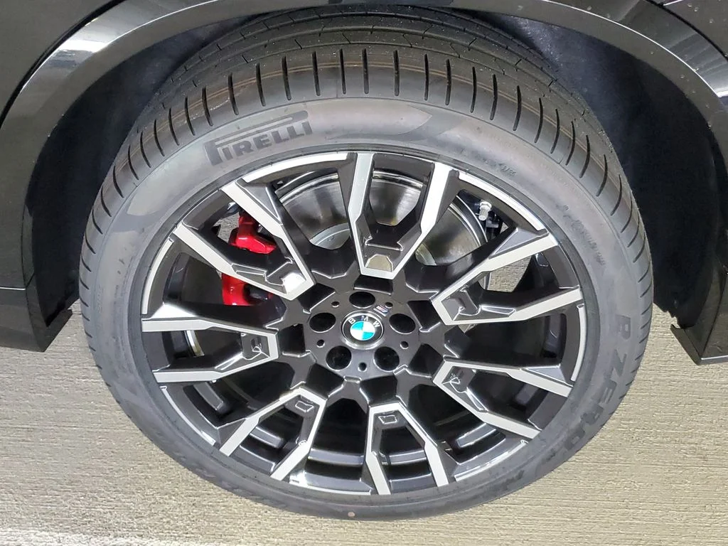 New 2026 Black Sapphire Metallic BMW sDrive40i image 5