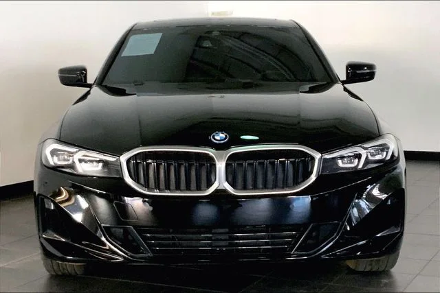 Used 2023 Jet Black BMW 330e iPerformance image 3
