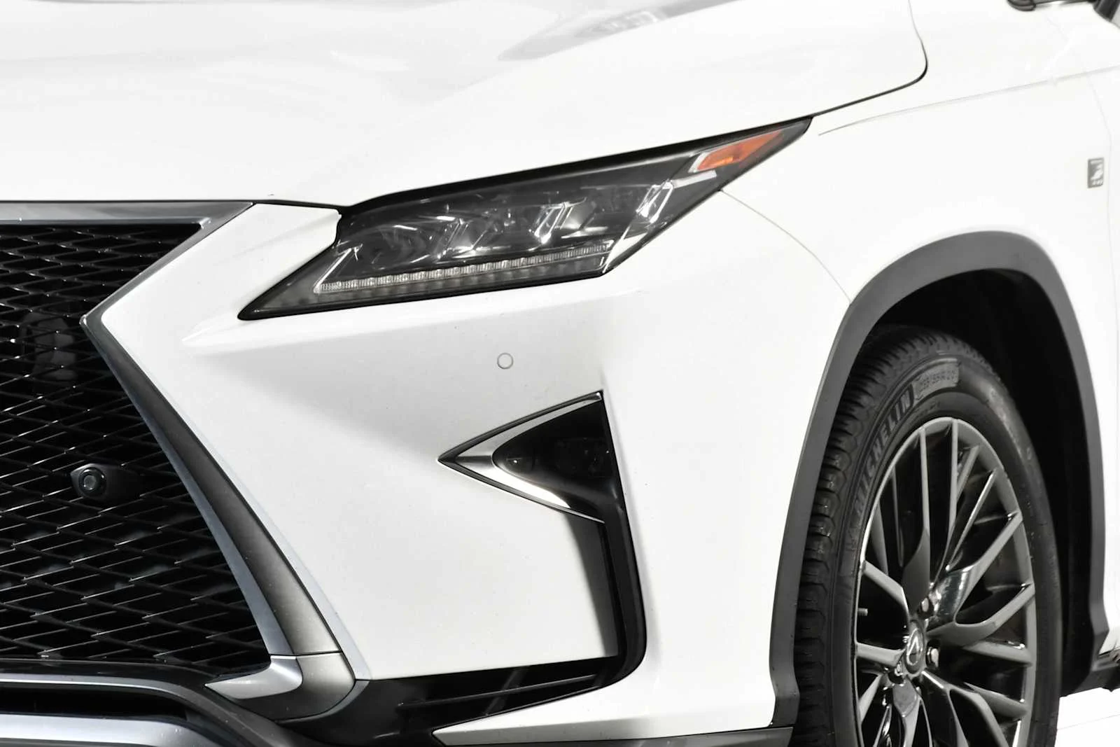 Used 2017 Ultra White Lexus  image 9