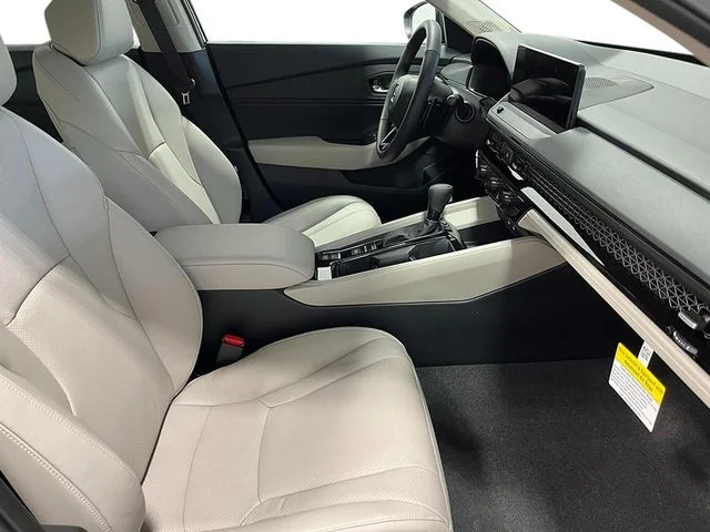 2026 Honda Accord Hybrid EX-L - Photo 32