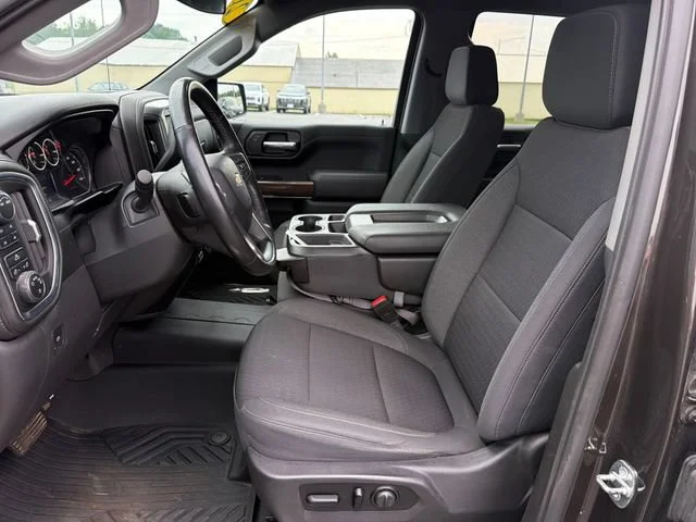 Used 2021 OXFORD BROWN METALLIC Chevrolet LT image 15