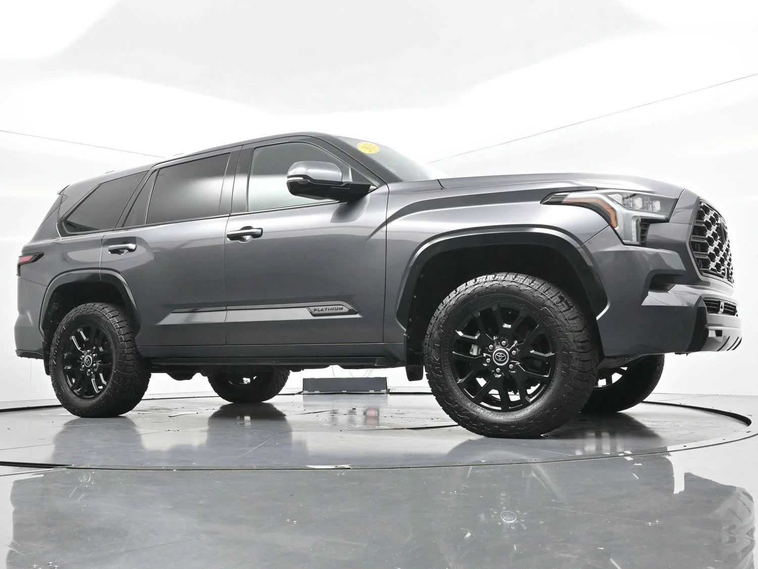 Used 2023 Magnetic Gray Metallic Toyota Platinum image 57