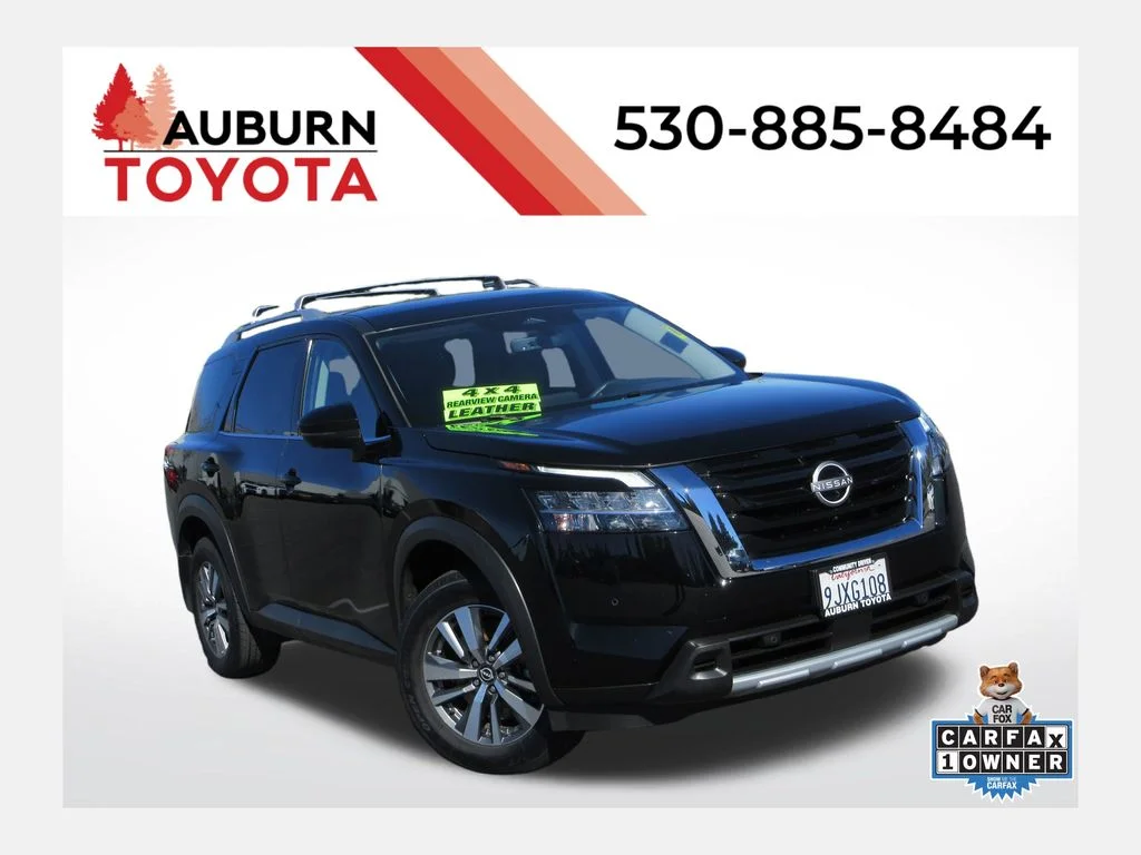 2024 Nissan Pathfinder SL 4WD's photo