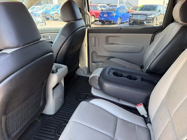 Used 2020 Silver Kia EX image 21