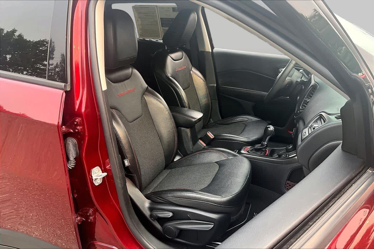 Used 2021 Velvet Red Pearlcoat Jeep Trailhawk image 8