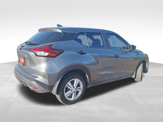 Used 2025 Gray Nissan S image 8