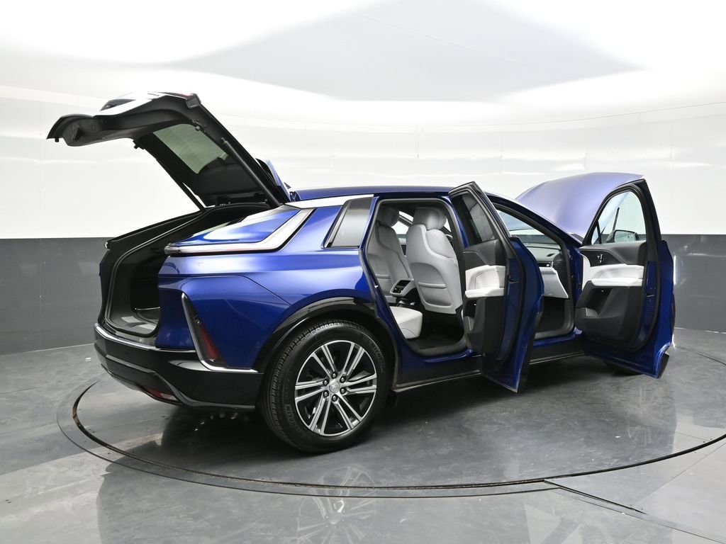 2024 Cadillac LYRIQ Luxury 1 - Photo 40