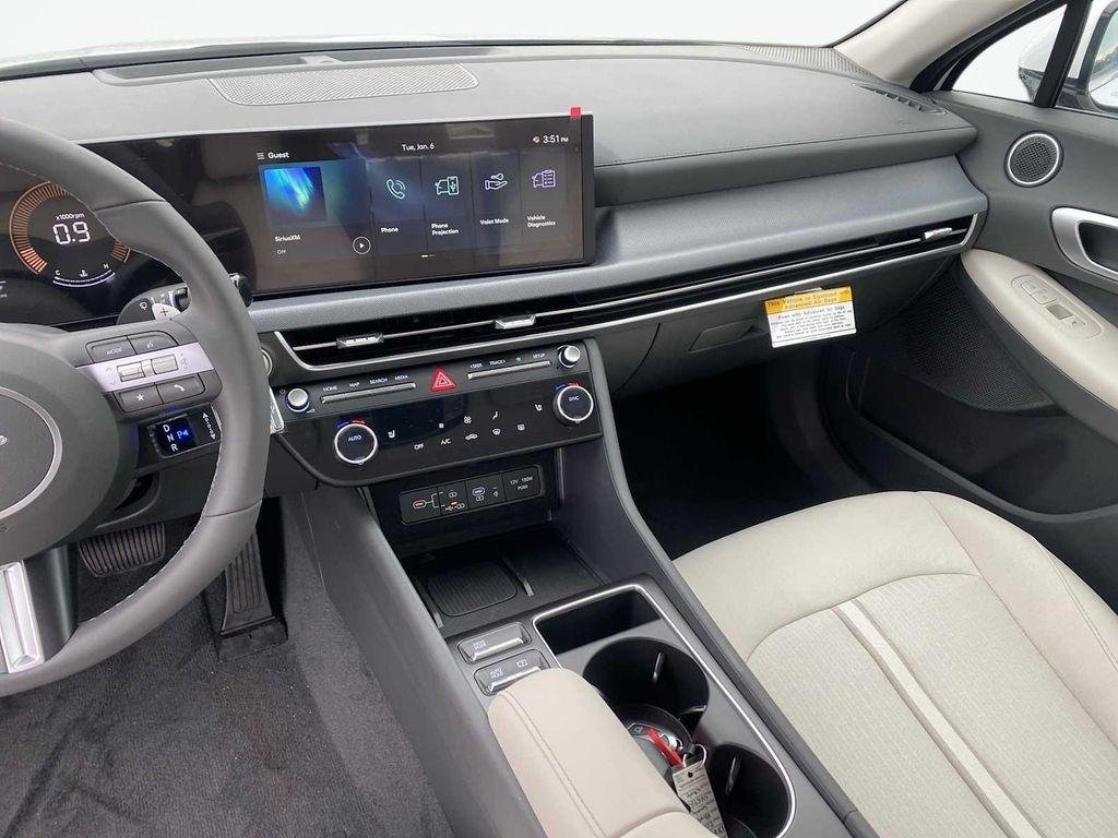 New 2026 White Hyundai SEL Sport image 14