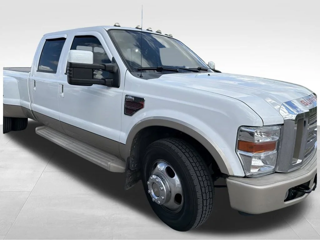 Used 2008  Ford King Ranch image 3