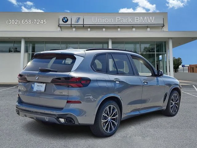 New 2026 Skyscraper Grey Metallic BMW xDrive40i image 4