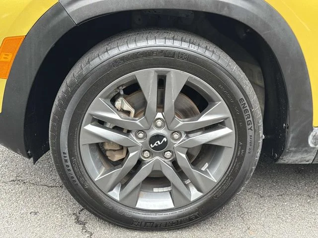 Used 2022 Yellow Kia S image 11