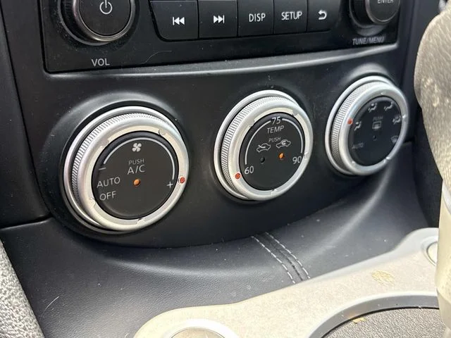 Used 2020 Gray Nissan Base image 18