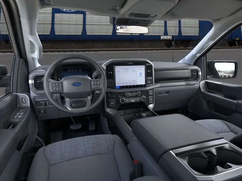 New 2026 Iconic Silver Metallic Ford XLT image 9