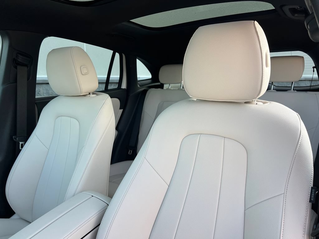 New 2026 Polar White Mercedes-Benz GLA 250 image 52