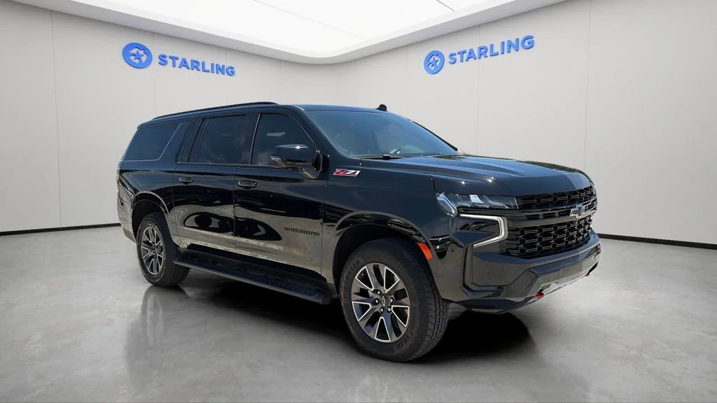 Used 2024 Black Chevrolet Z71 image 13