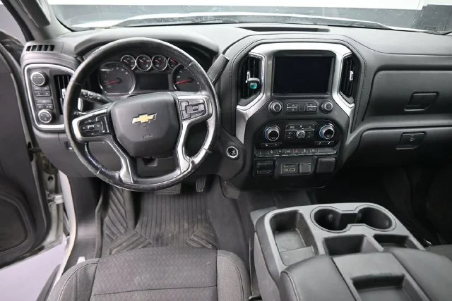 Used 2020 Silver Chevrolet LT image 20