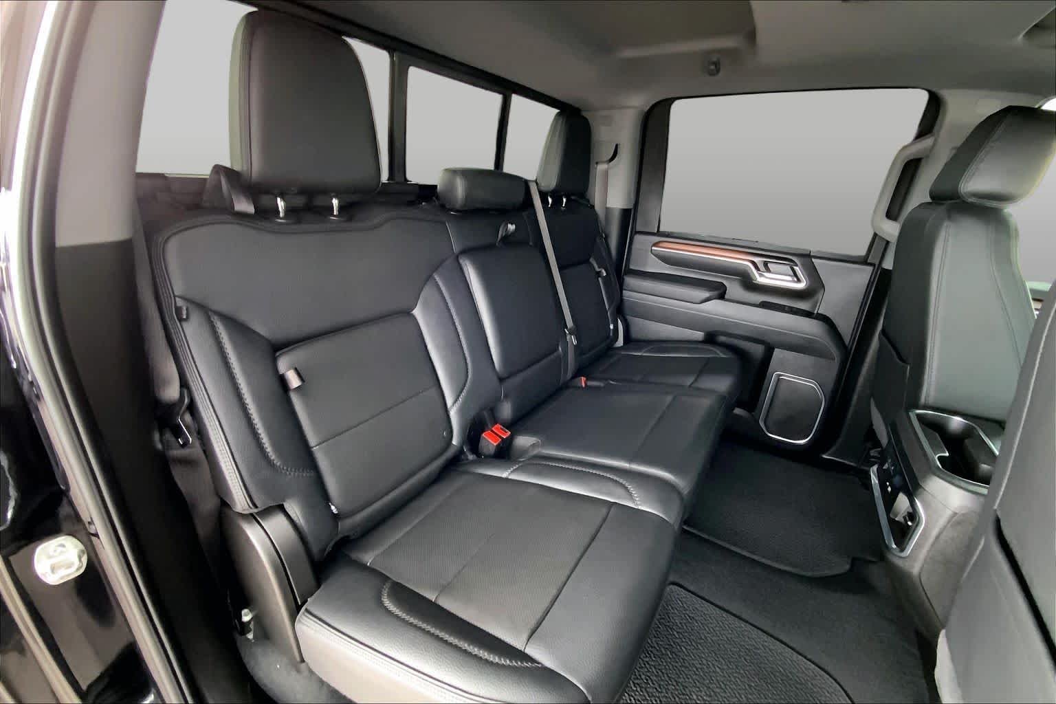 Used 2025 Onyx Black GMC Denali image 20