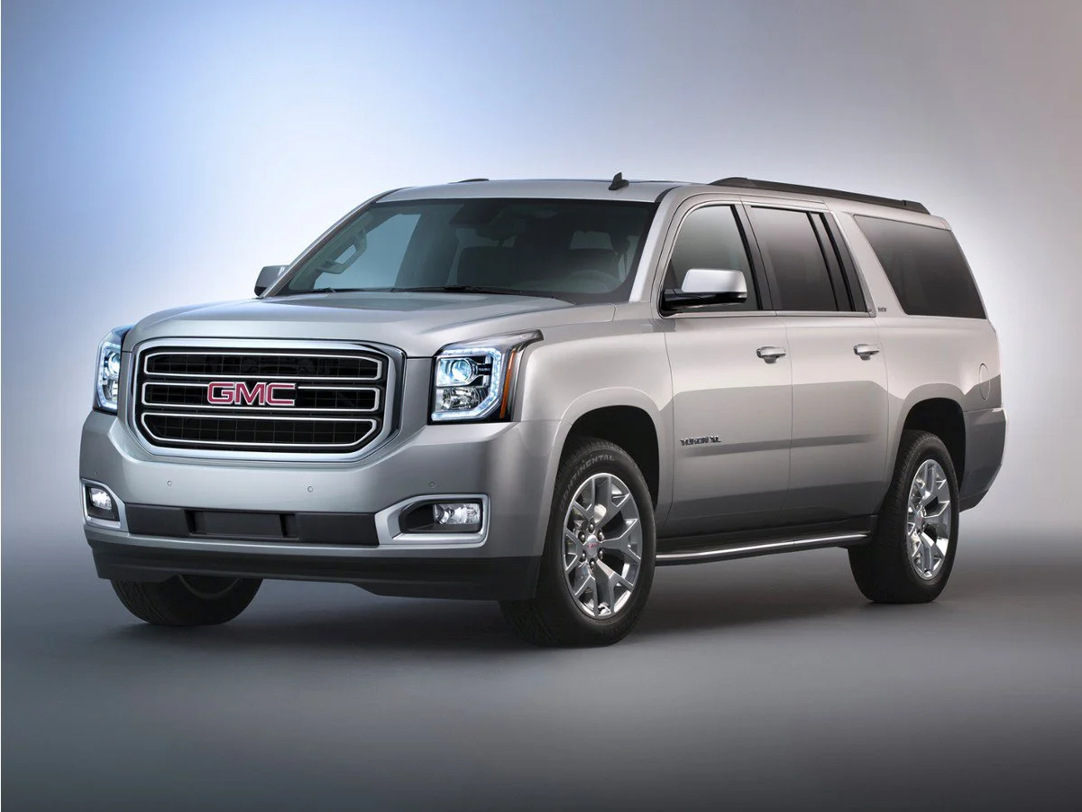 Used 2019 SUMMIT WHITE GMC SLT image 1