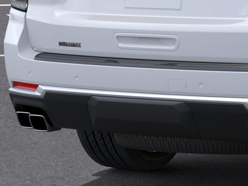 New 2026 Polar White Tricoat Chevrolet High Country image 14