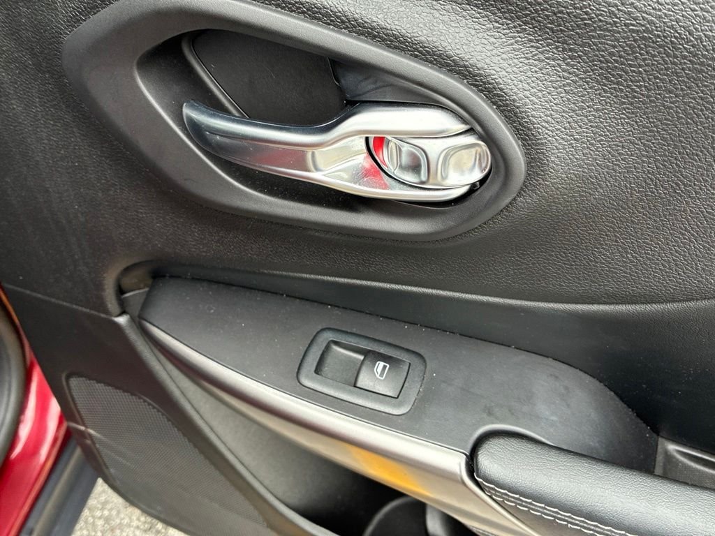 Used 2021 Red Jeep Limited image 50