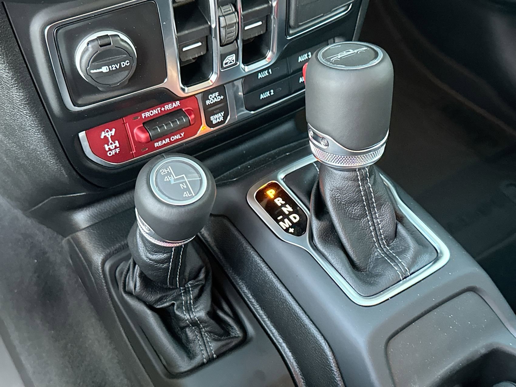 2025 Jeep Gladiator Rubicon - Photo 15