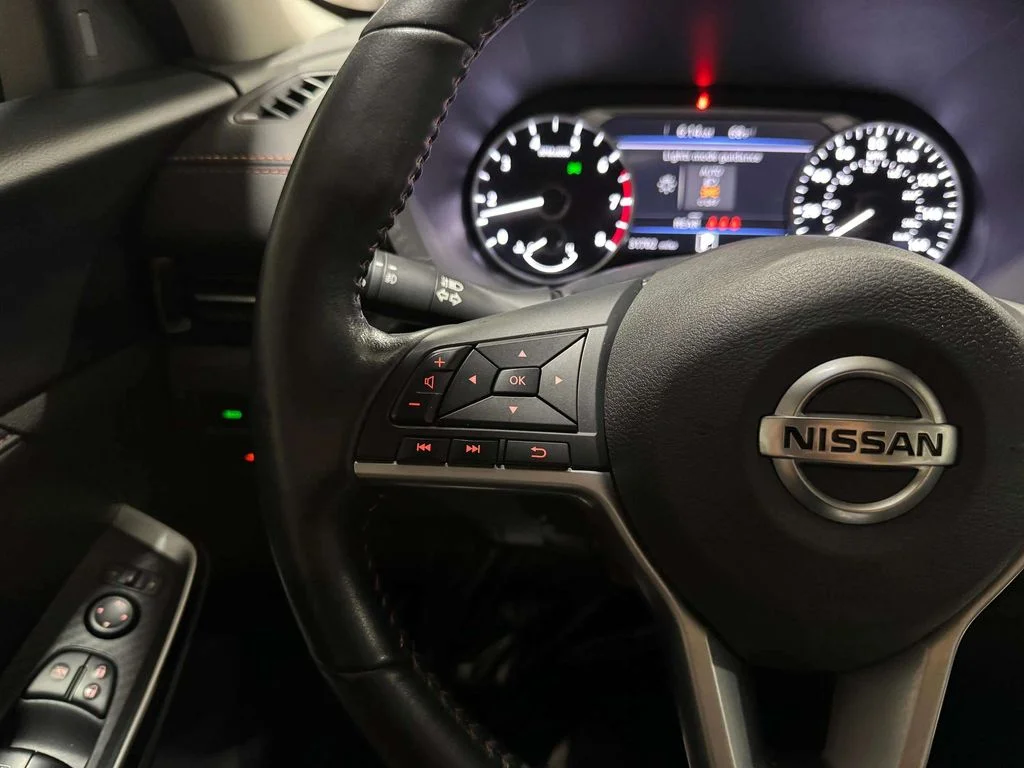 Certified Used 2023 Gun Metallic Nissan SR image 15