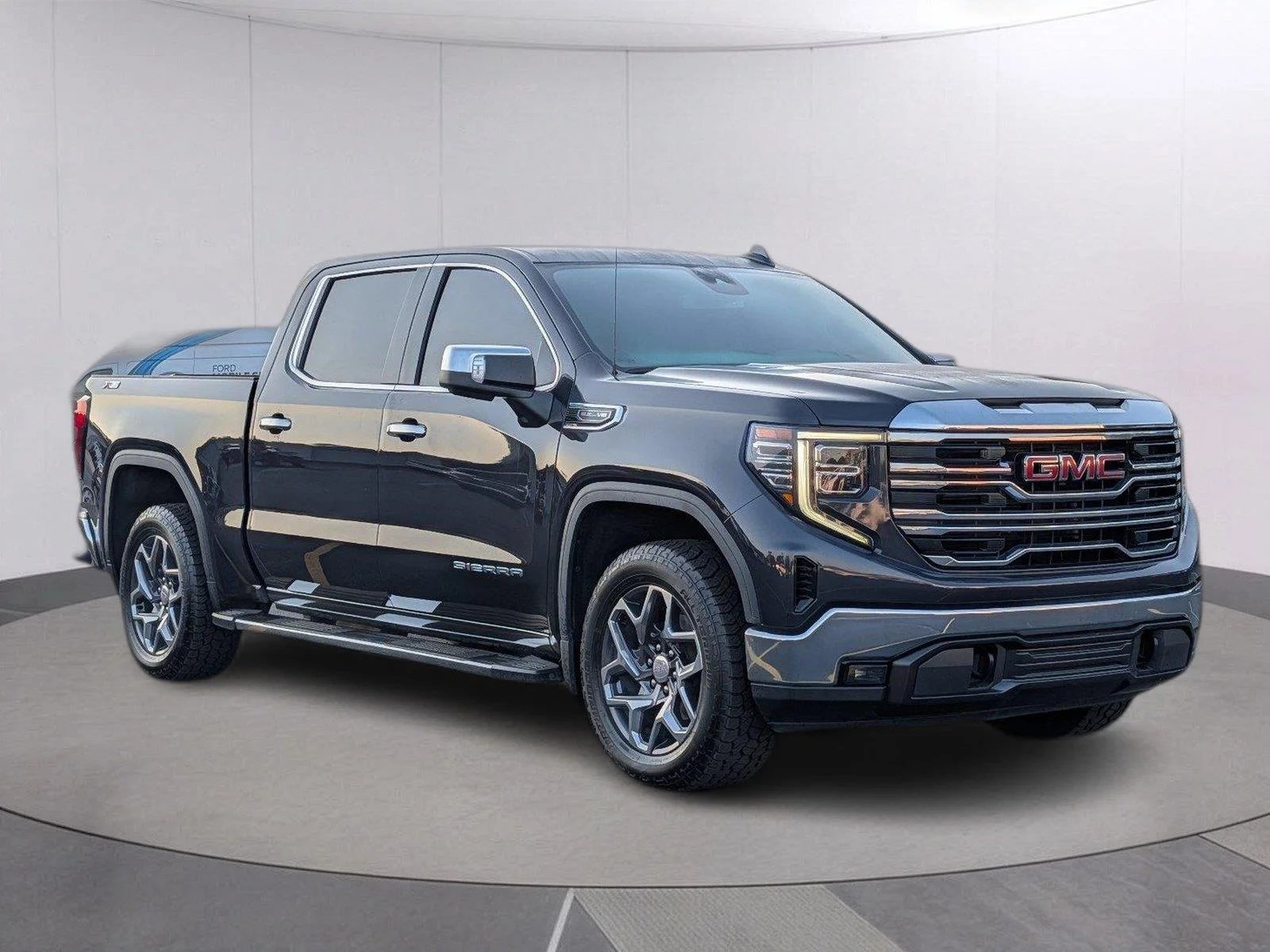 Certified Used 2023 TITANIUM RUSH METALLIC GMC SLT image 8