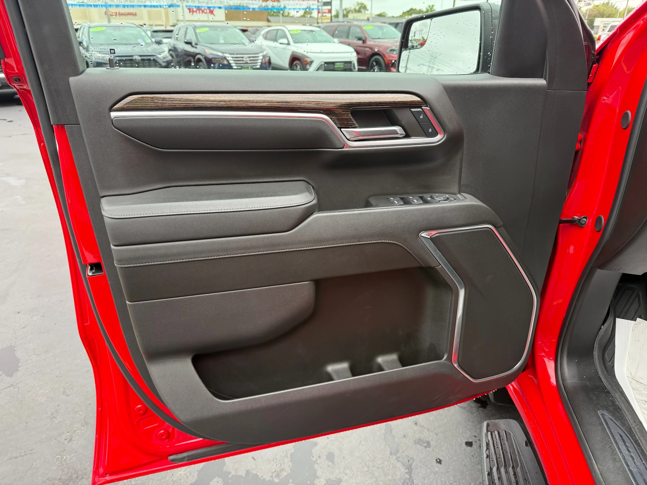 Used 2024 Red GMC Elevation image 16