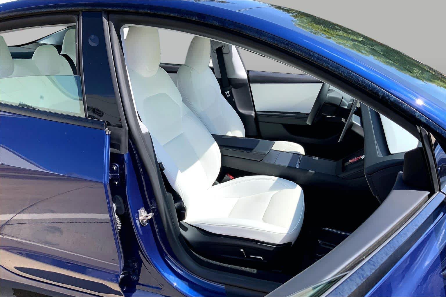 Pre-Owned 2024 Tesla Model 3