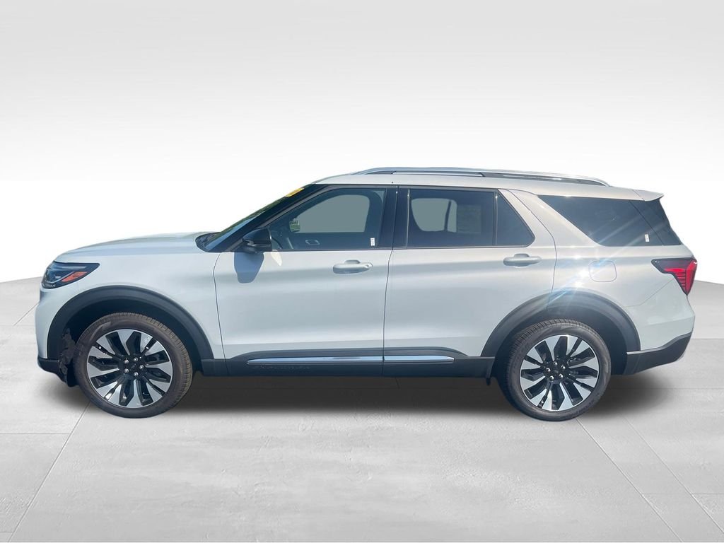 New 2026 White Ford Platinum image 2