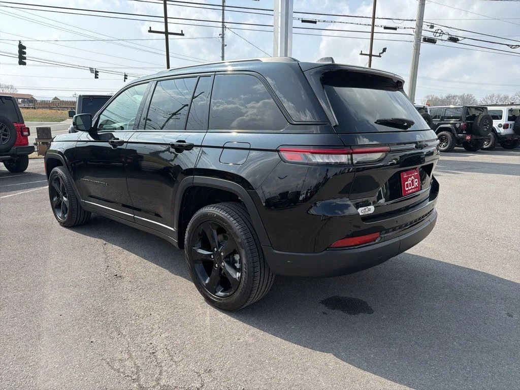 Used 2025 Black Jeep Limited image 4