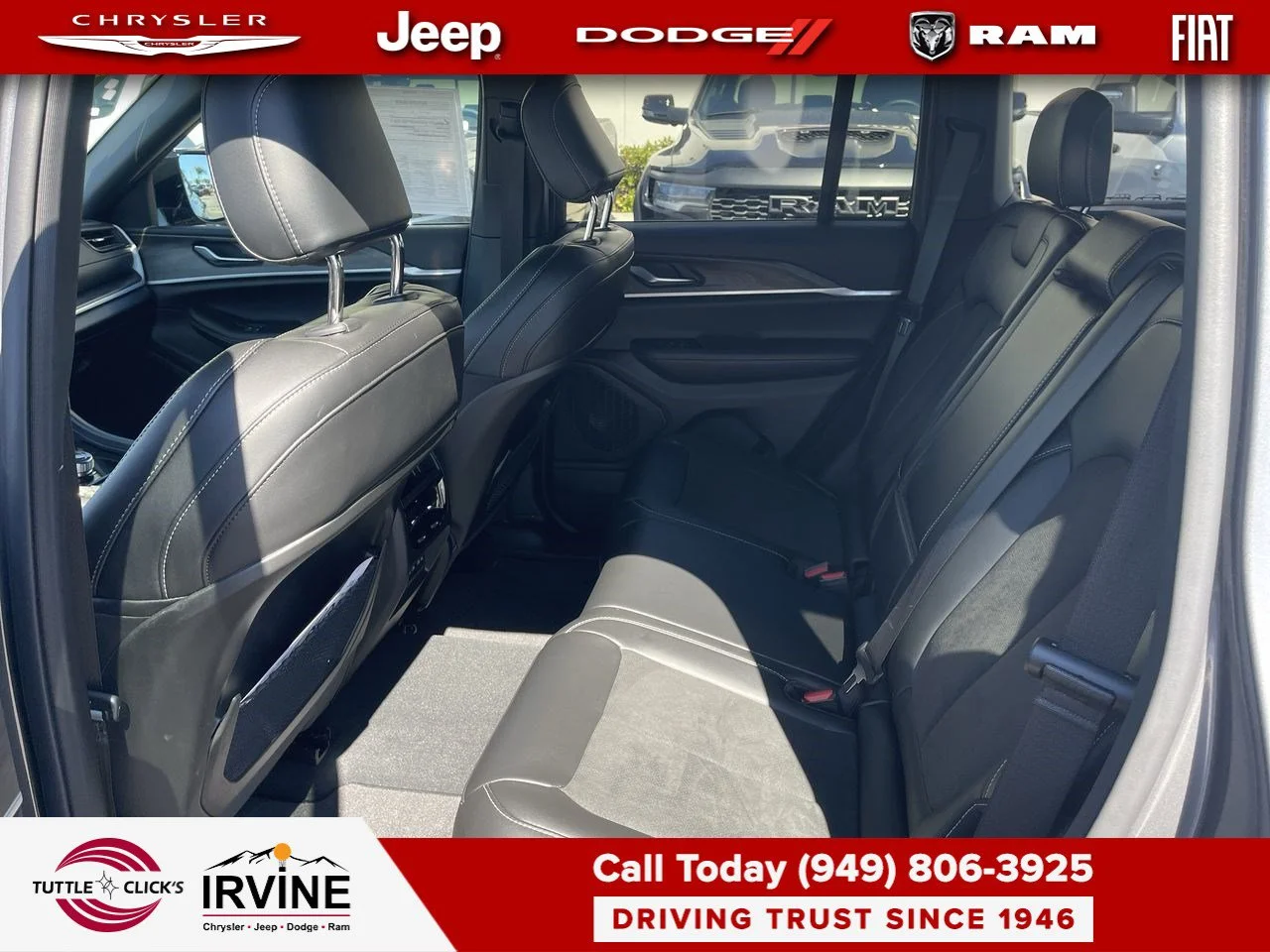 Used 2026 Baltic Gray Metallic Clearcoat Jeep Laredo Altitude image 18