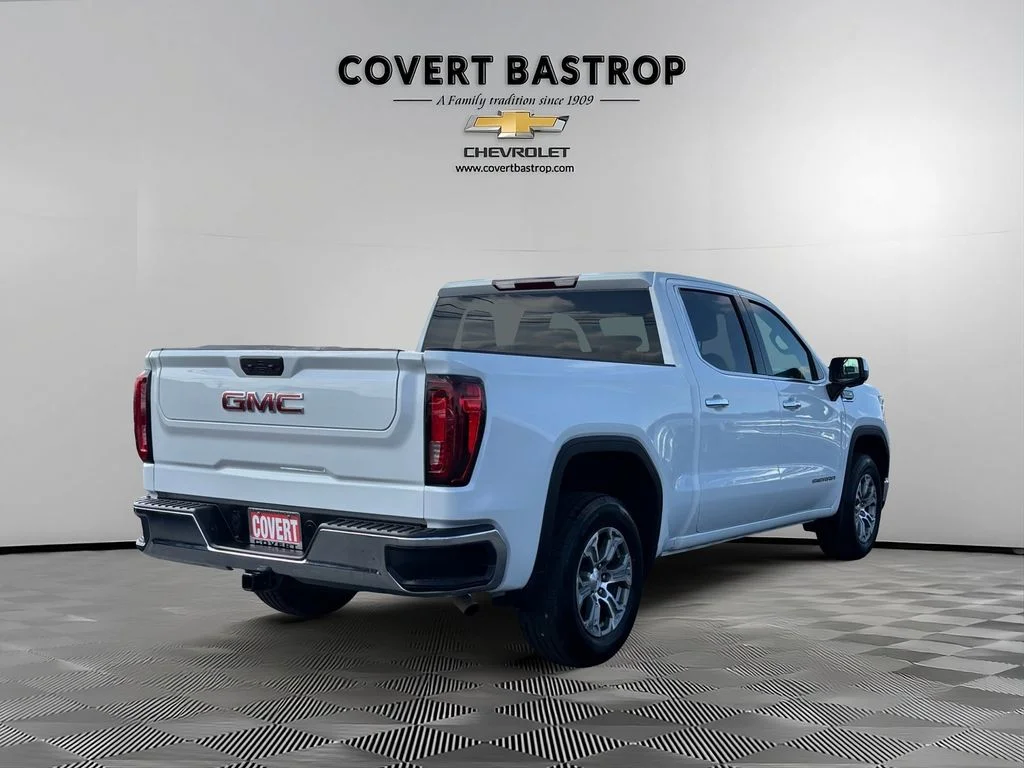 Used 2025 White GMC SLT image 5