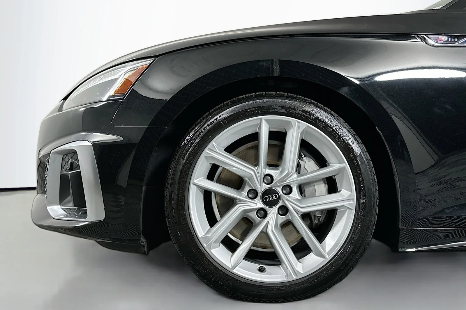 Used 2023 Mythos Black Metallic Audi S line Premium image 12