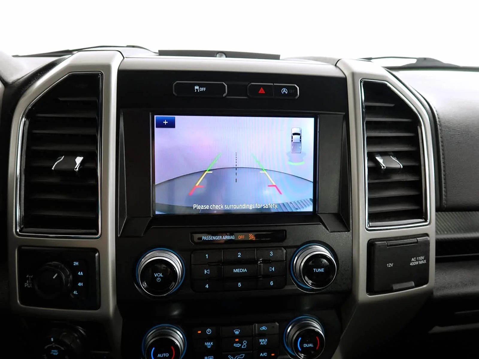 Used 2019 Oxford White Ford LARIAT image 25