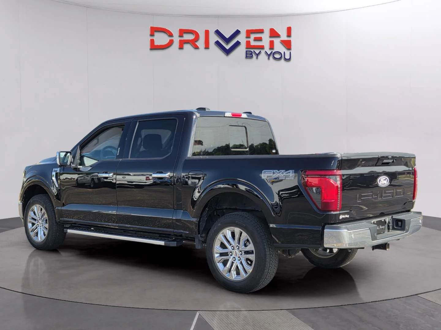 Used 2024 Agate Black Ford XLT image 3