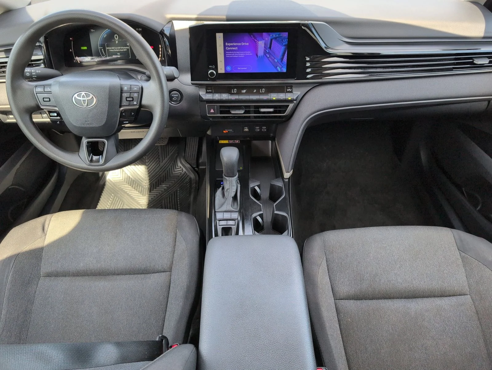 Used 2025  Toyota LE image 32