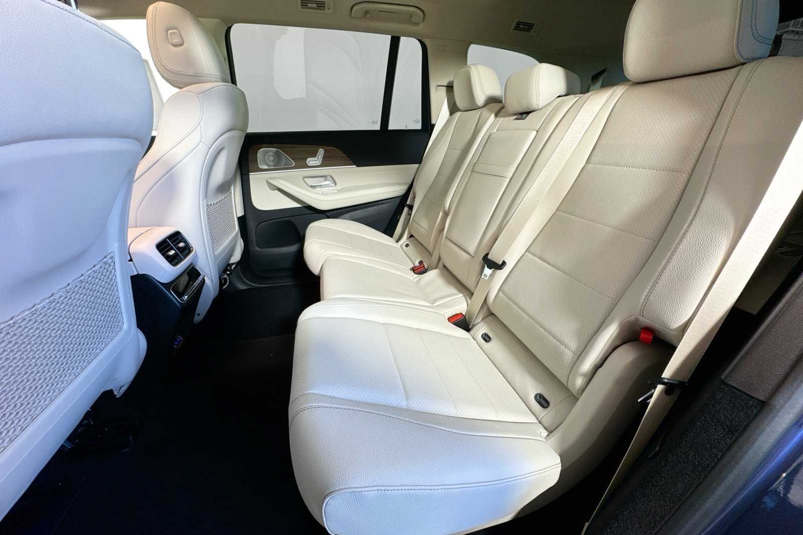 New 2026 Twilight Blue Metallic Mercedes-Benz GLS 450 image 20