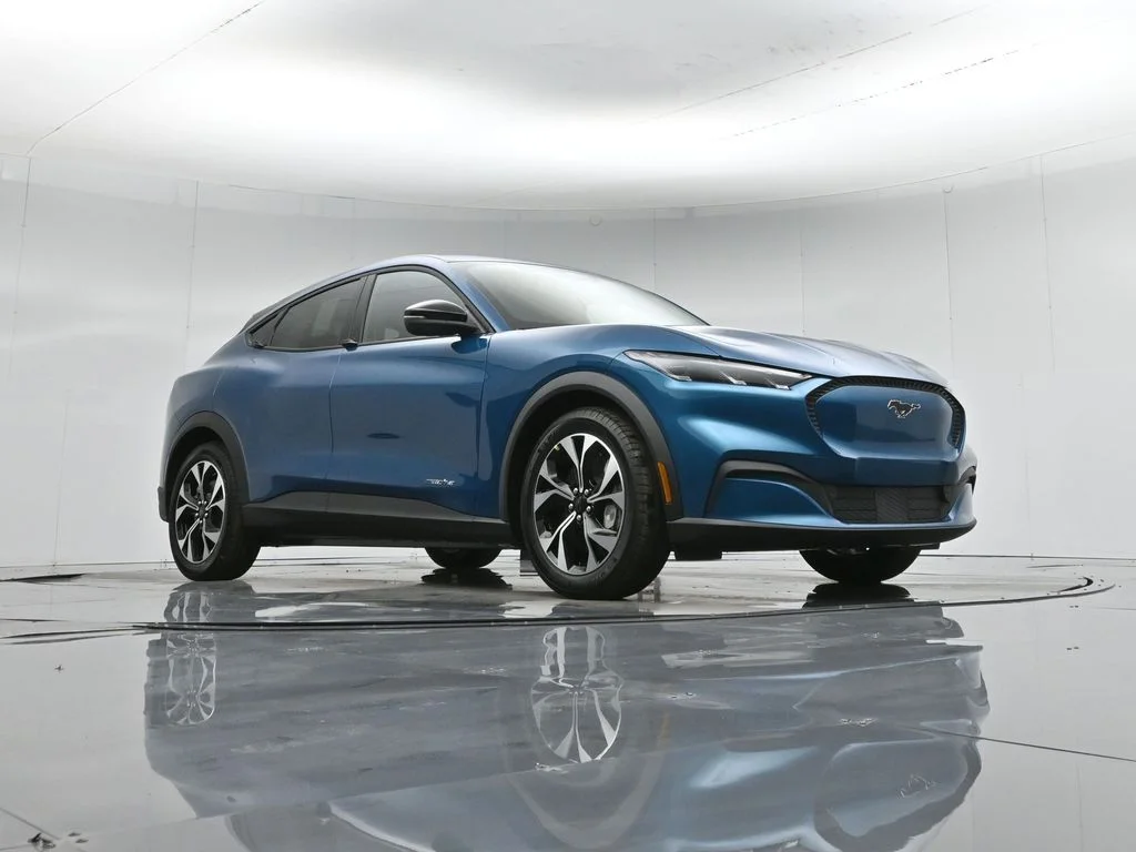 New 2026 Adriatic Blue Metallic Ford Select image 44