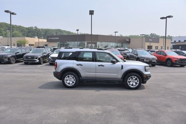Used 2021 Silver Ford Base image 8